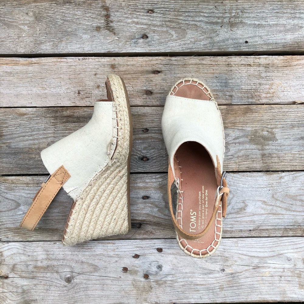 TOMS Linen Wedges